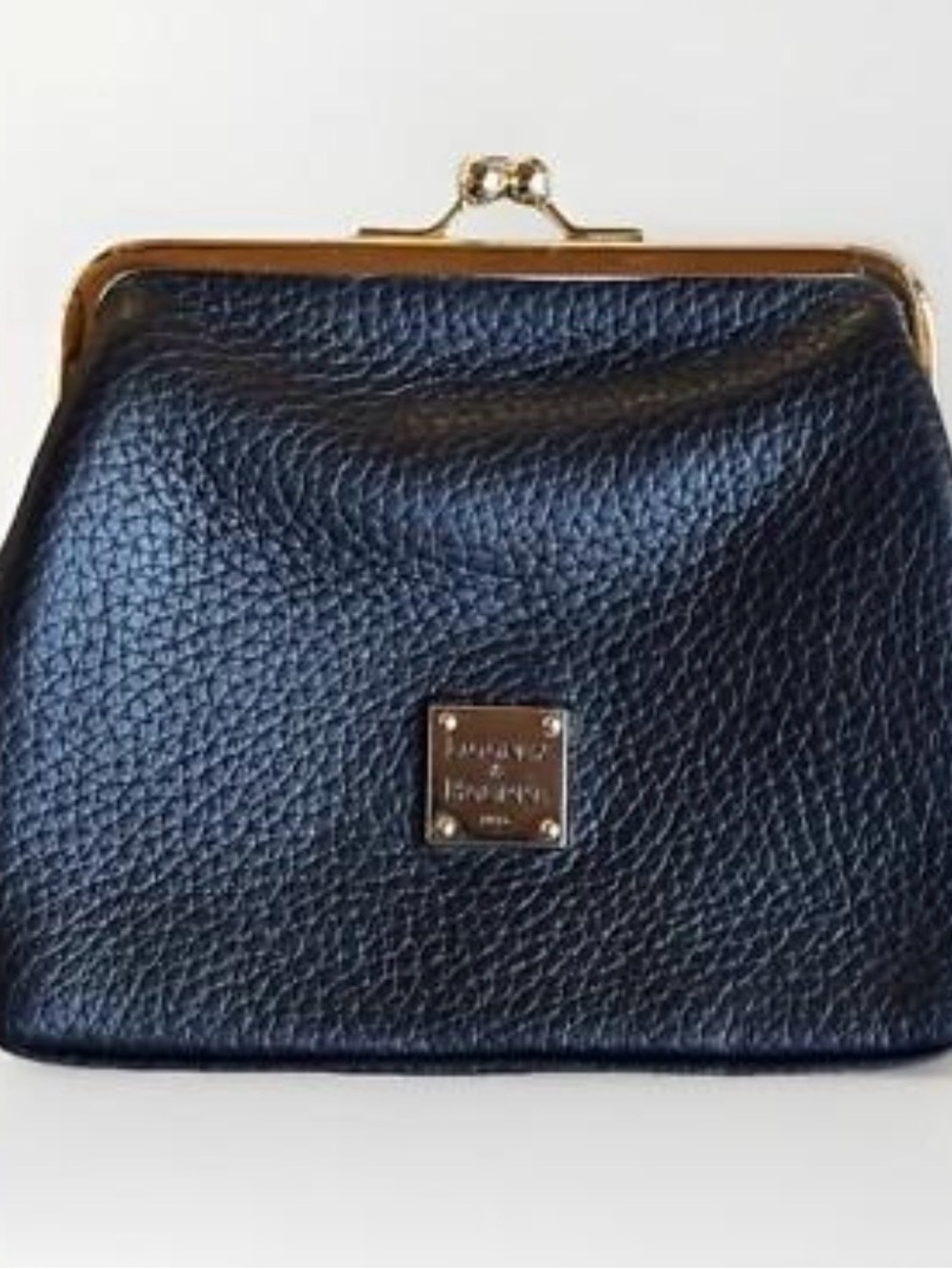 Dooney & Bourke Classic Wallet